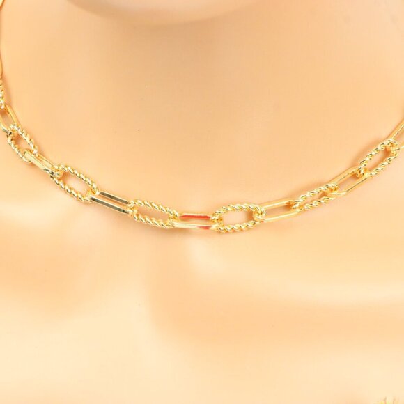 "Minimalist & Elegant Necklace Chain – Perfect for Women & Girls | UNVRC1585 - Picture 1 of 10